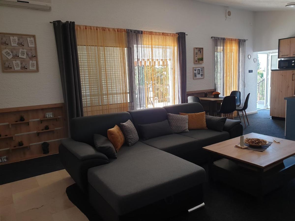 Apartman Anabella Rovanjska Exterior photo