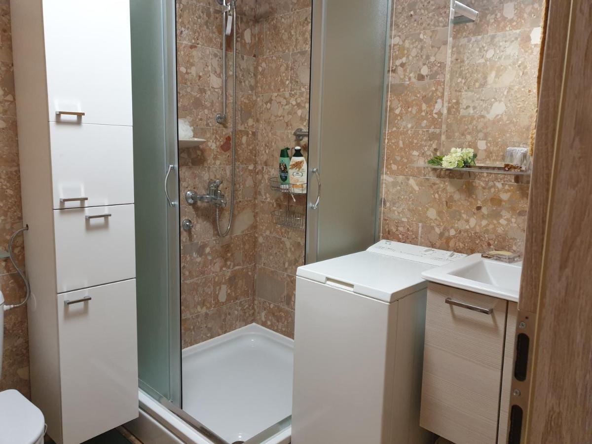 Apartman Anabella Rovanjska Exterior photo